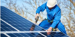 Installation Maintenance Panneaux Solaires Photovoltaïques à Pont-Melvez